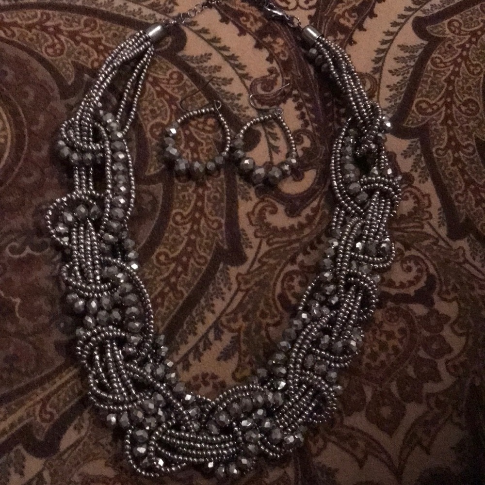Necklace set